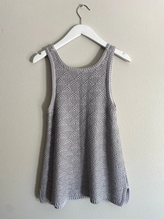Moth Anthropologie Gray Pointelle Geometric Knit Tank Top Size M Cotton Blend - Picture 7 of 7